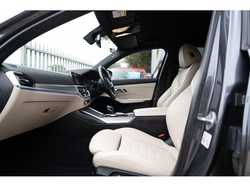 BMW 2.0 318d MHT M Sport Saloon 4dr Diesel Hybrid Auto Euro 6 (s/s) (150 ps)