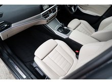 2.0 318d MHT M Sport Saloon 4dr Diesel Hybrid Auto Euro 6 (s/s) (150 ps)