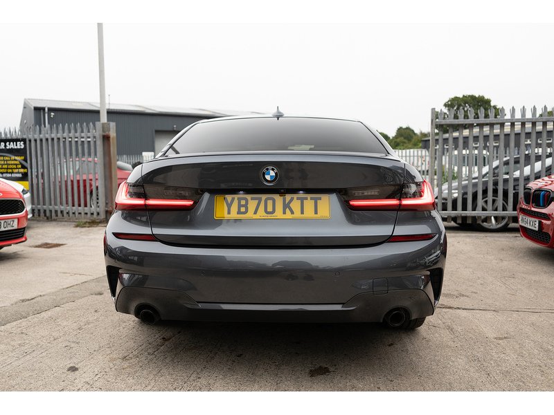 BMW 2.0 318d MHT M Sport Saloon 4dr Diesel Hybrid Auto Euro 6 (s/s) (150 ps)