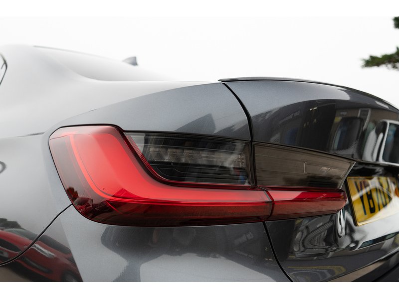 BMW 2.0 318d MHT M Sport Saloon 4dr Diesel Hybrid Auto Euro 6 (s/s) (150 ps)