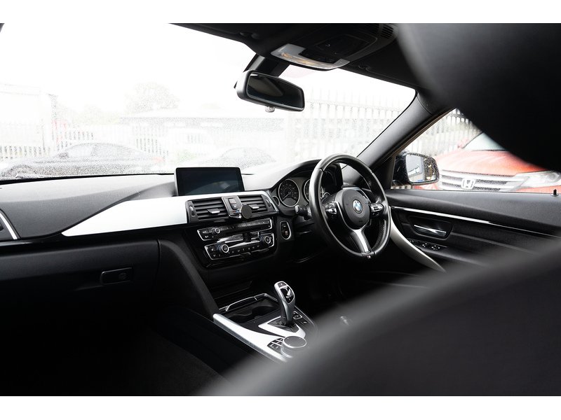 BMW 3.0 335d M Sport Saloon 4dr Diesel Auto xDrive Euro 6 (s/s) (313 ps)