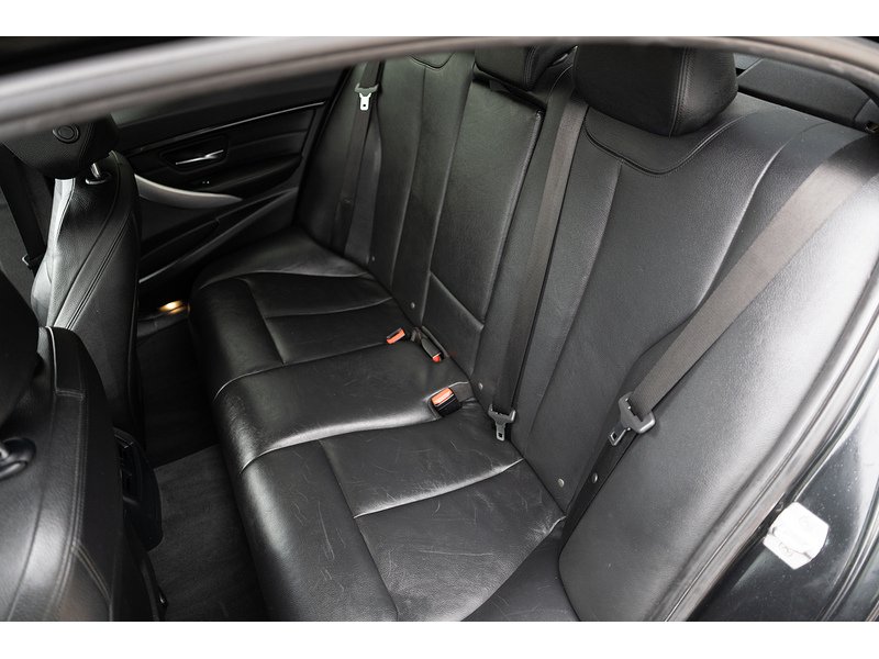 BMW 3.0 335d M Sport Saloon 4dr Diesel Auto xDrive Euro 6 (s/s) (313 ps)