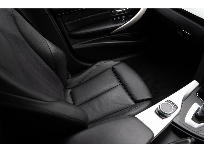 BMW 3.0 335d M Sport Saloon 4dr Diesel Auto xDrive Euro 6 (s/s) (313 ps)