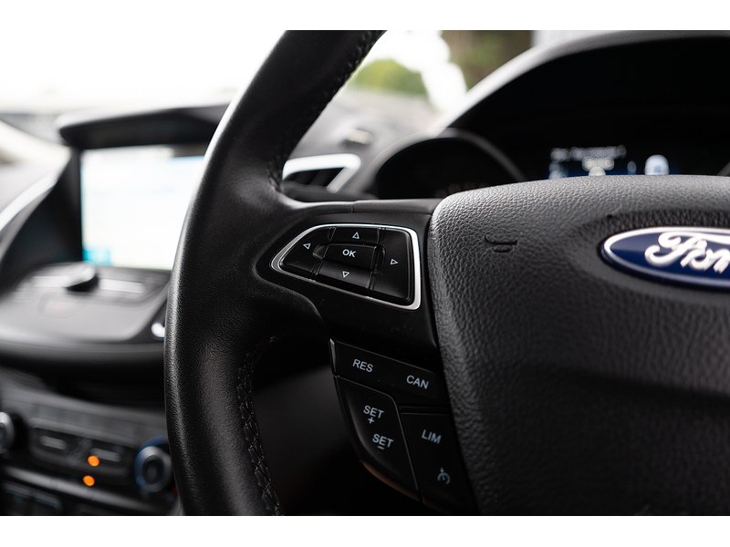 Ford 1.0T EcoBoost Zetec MPV 5dr Petrol Manual Euro 6 (s/s) (100 ps)