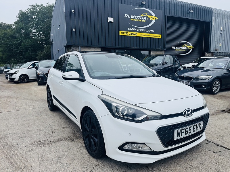 Hyundai 1.4 CRDi Premium SE Hatchback 5dr Diesel Manual Euro 6 (90 ps)