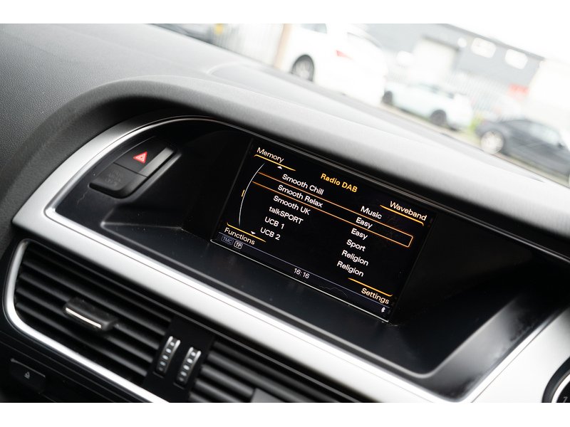 Audi 2.0 TDIe SE Technik Estate 5dr Diesel Manual Euro 5 (s/s) (136 ps)