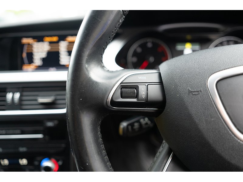 Audi 2.0 TDIe SE Technik Estate 5dr Diesel Manual Euro 5 (s/s) (136 ps)