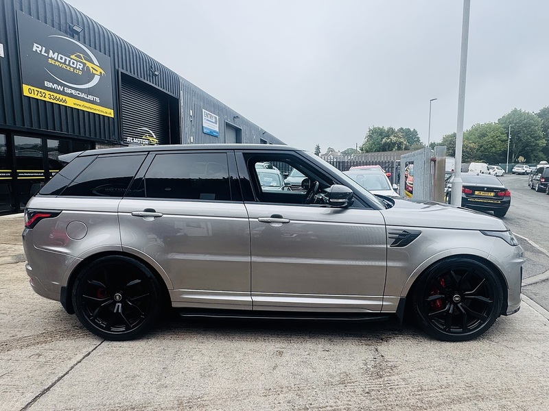 Land Rover 5.0 P575 V8 SVR SUV 5dr Petrol Auto 4WD Euro 6 (s/s) (575 ps)