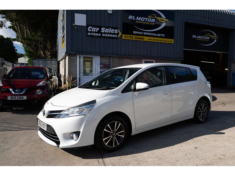 Toyota 1.6 V-Matic Icon MPV 5dr Petrol Manual Euro 5 Euro 5 (132 ps)