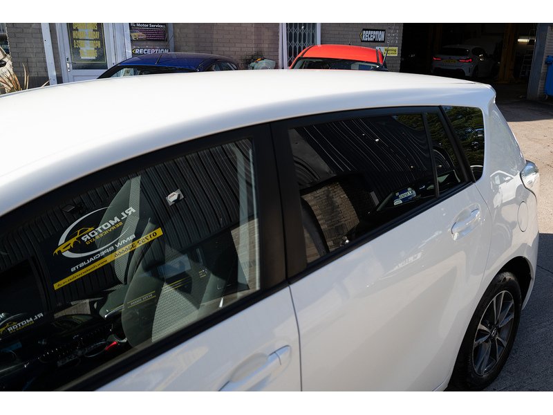 Toyota 1.6 V-Matic Icon MPV 5dr Petrol Manual Euro 5 Euro 5 (132 ps)