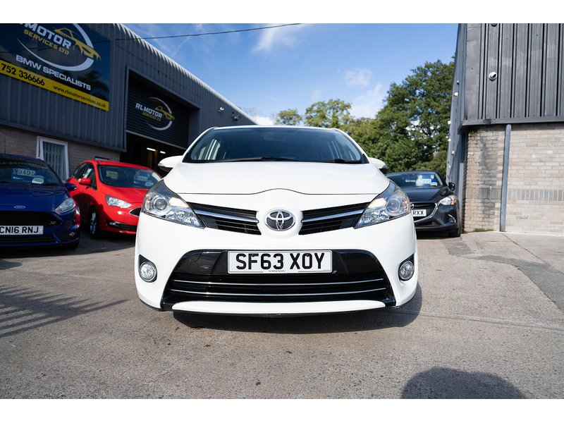 Toyota 1.6 V-Matic Icon MPV 5dr Petrol Manual Euro 5 Euro 5 (132 ps)