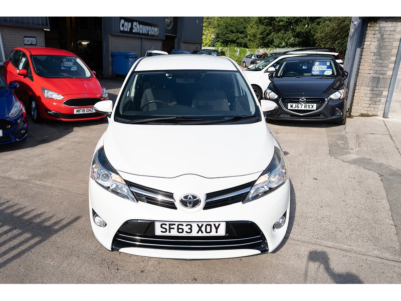 Toyota 1.6 V-Matic Icon MPV 5dr Petrol Manual Euro 5 Euro 5 (132 ps)
