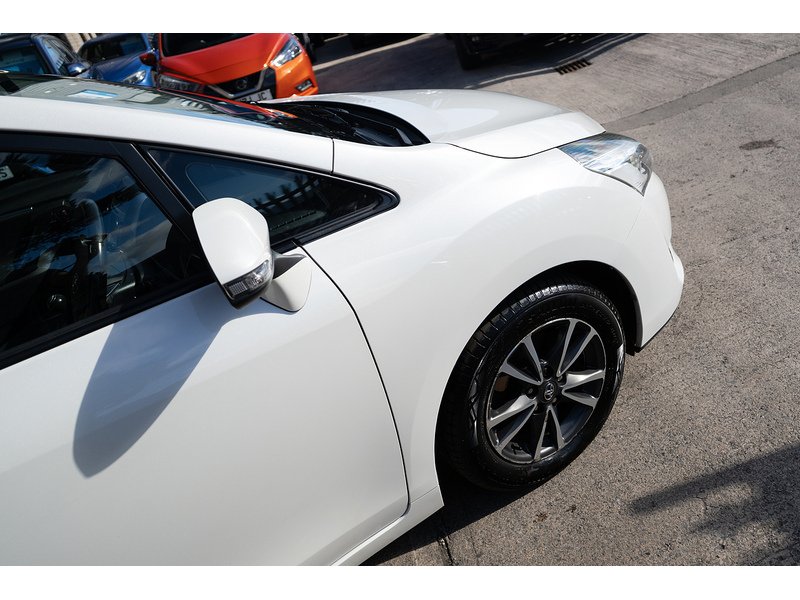 Toyota 1.6 V-Matic Icon MPV 5dr Petrol Manual Euro 5 Euro 5 (132 ps)