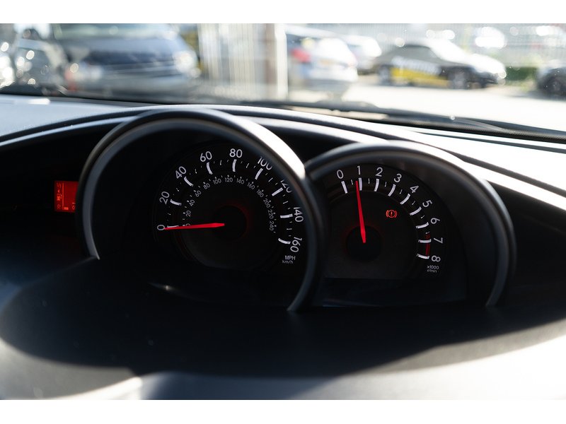 Toyota 1.6 V-Matic Icon MPV 5dr Petrol Manual Euro 5 Euro 5 (132 ps)