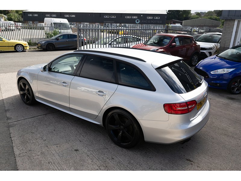 Audi 2.0 TDI Black Edition Estate 5dr Diesel Manual quattro Euro 5 (s/s) (177 ps)