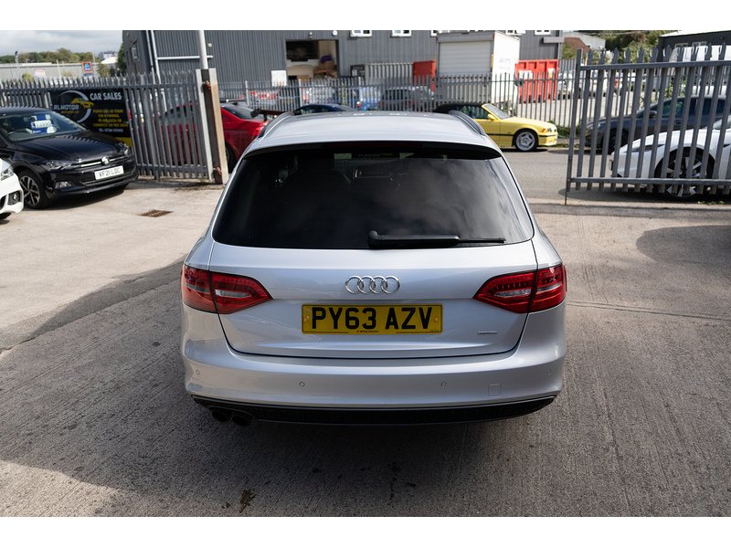 Audi 2.0 TDI Black Edition Estate 5dr Diesel Manual quattro Euro 5 (s/s) (177 ps)