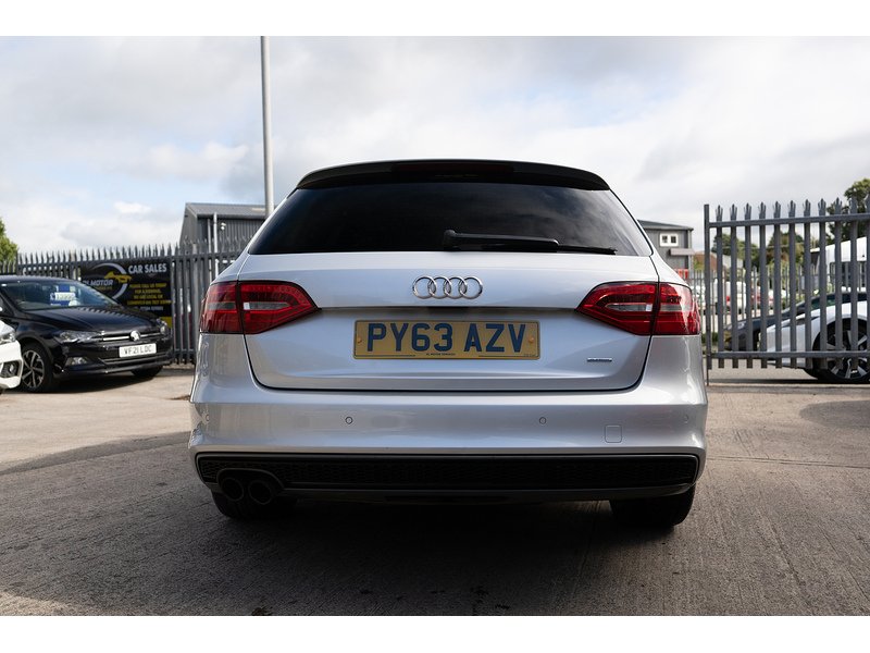 Audi 2.0 TDI Black Edition Estate 5dr Diesel Manual quattro Euro 5 (s/s) (177 ps)