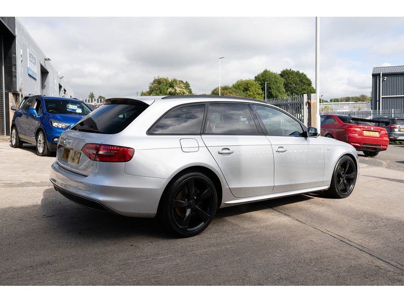 Audi 2.0 TDI Black Edition Estate 5dr Diesel Manual quattro Euro 5 (s/s) (177 ps)