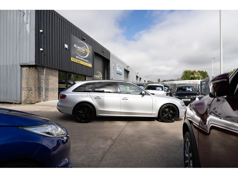 Audi 2.0 TDI Black Edition Estate 5dr Diesel Manual quattro Euro 5 (s/s) (177 ps)