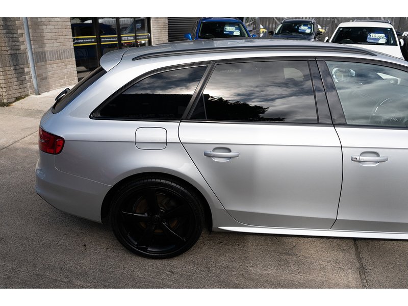 Audi 2.0 TDI Black Edition Estate 5dr Diesel Manual quattro Euro 5 (s/s) (177 ps)