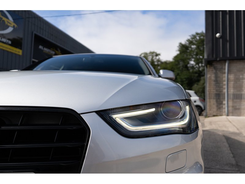 Audi 2.0 TDI Black Edition Estate 5dr Diesel Manual quattro Euro 5 (s/s) (177 ps)