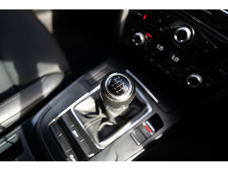 Audi 2.0 TDI Black Edition Estate 5dr Diesel Manual quattro Euro 5 (s/s) (177 ps)