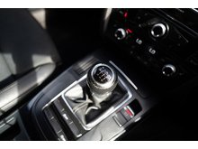 2.0 TDI Black Edition Estate 5dr Diesel Manual quattro Euro 5 (s/s) (177 ps)