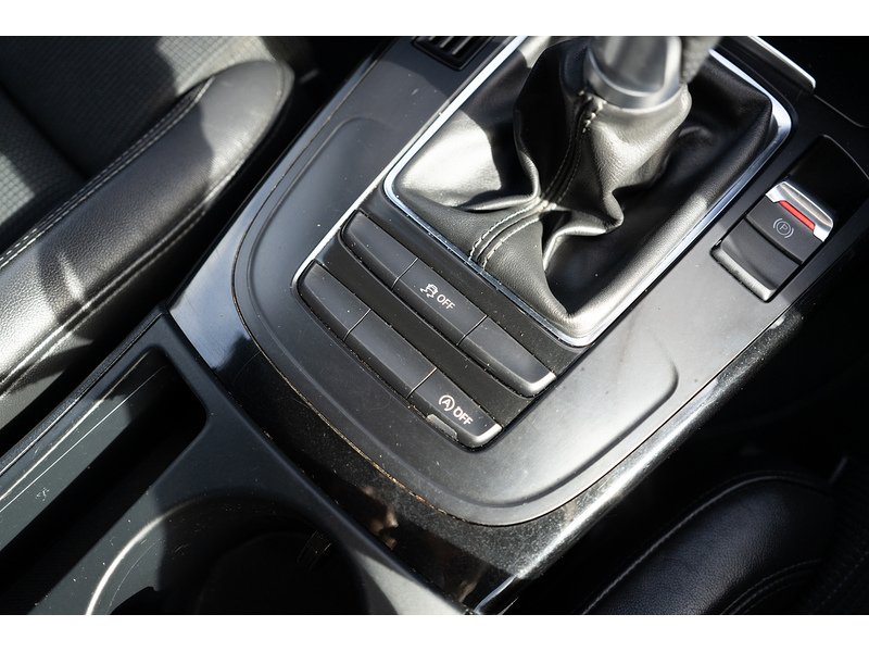 Audi 2.0 TDI Black Edition Estate 5dr Diesel Manual quattro Euro 5 (s/s) (177 ps)