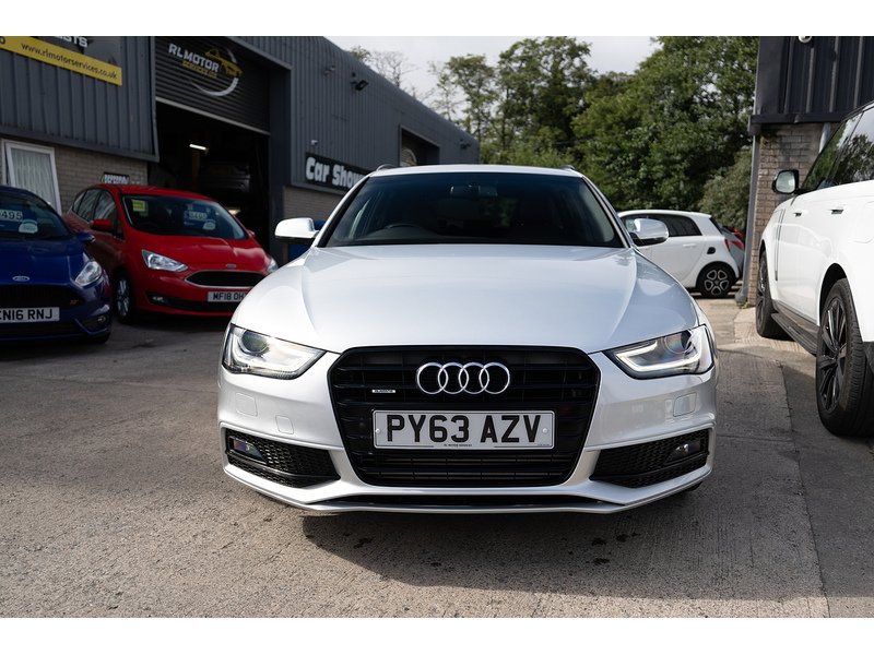 Audi 2.0 TDI Black Edition Estate 5dr Diesel Manual quattro Euro 5 (s/s) (177 ps)