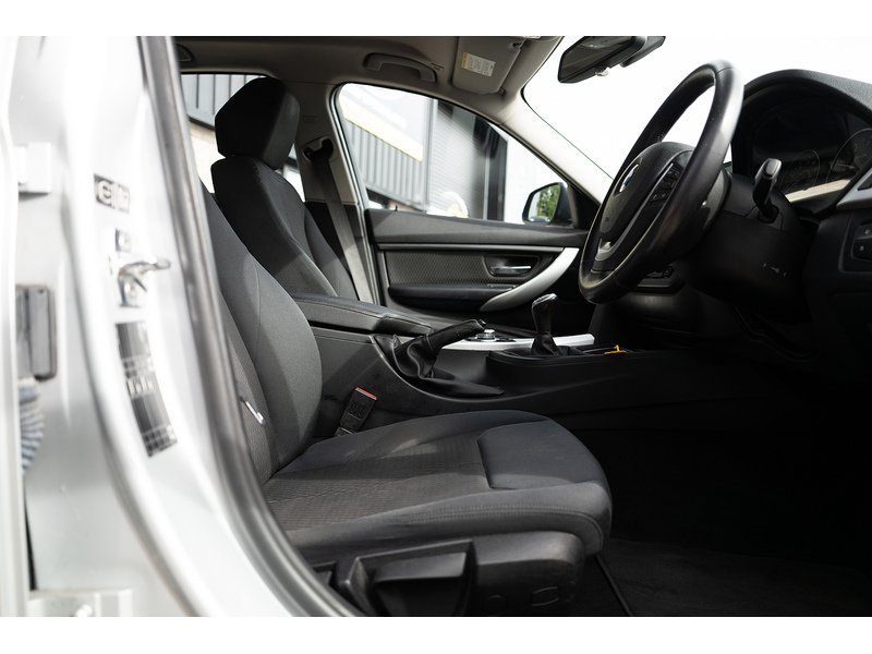 BMW 2.0 320d ED BluePerformance EfficientDynamics Saloon 4dr Diesel Manual Euro 6 (s/s) (163 ps)