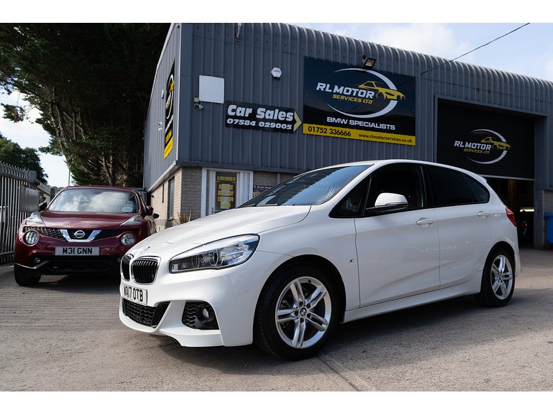 BMW 218D Luxury Active Tourer Hatchback 2.0 Automatic Diesel