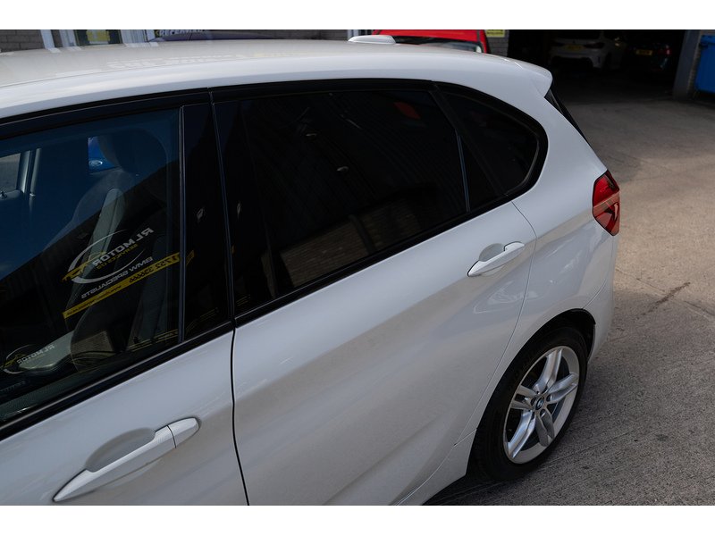 BMW 218D Luxury Active Tourer Hatchback 2.0 Automatic Diesel
