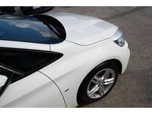 218D Luxury Active Tourer Hatchback 2.0 Automatic Diesel