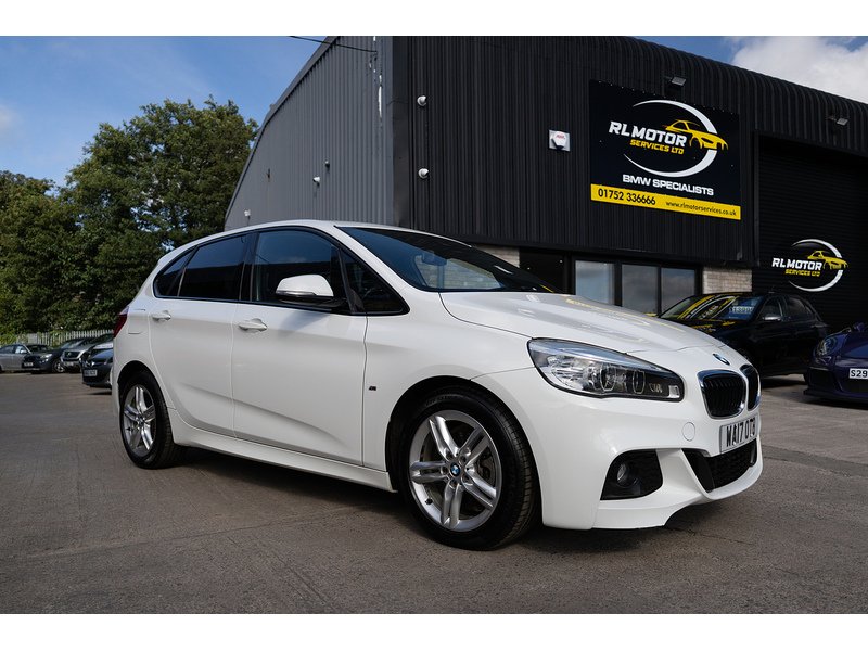 BMW 218D Luxury Active Tourer Hatchback 2.0 Automatic Diesel