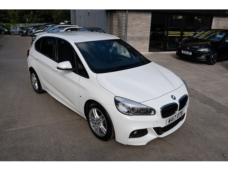 BMW 218D Luxury Active Tourer Hatchback 2.0 Automatic Diesel