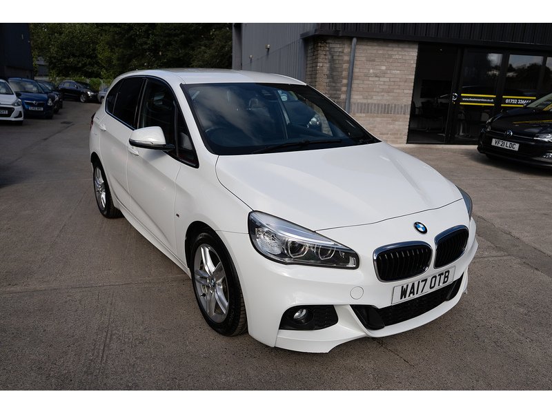 BMW 218D Luxury Active Tourer Hatchback 2.0 Automatic Diesel