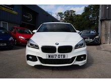 218D Luxury Active Tourer Hatchback 2.0 Automatic Diesel
