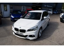 218D Luxury Active Tourer Hatchback 2.0 Automatic Diesel