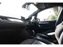 218D Luxury Active Tourer Hatchback 2.0 Automatic Diesel