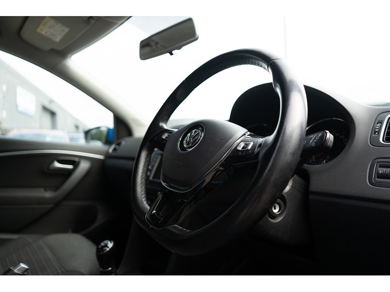 Volkswagen 1.2 TSI BlueMotion Tech SE Hatchback 3dr Petrol Manual Euro 6 (s/s) (90 ps)