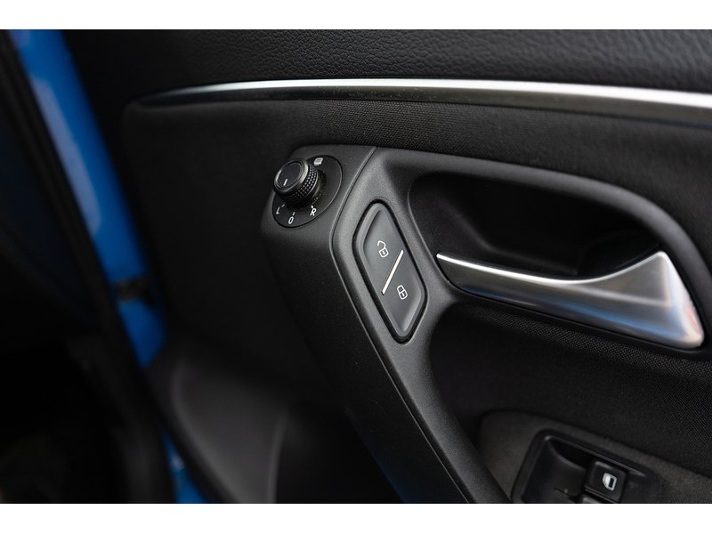 Volkswagen 1.2 TSI BlueMotion Tech SE Hatchback 3dr Petrol Manual Euro 6 (s/s) (90 ps)