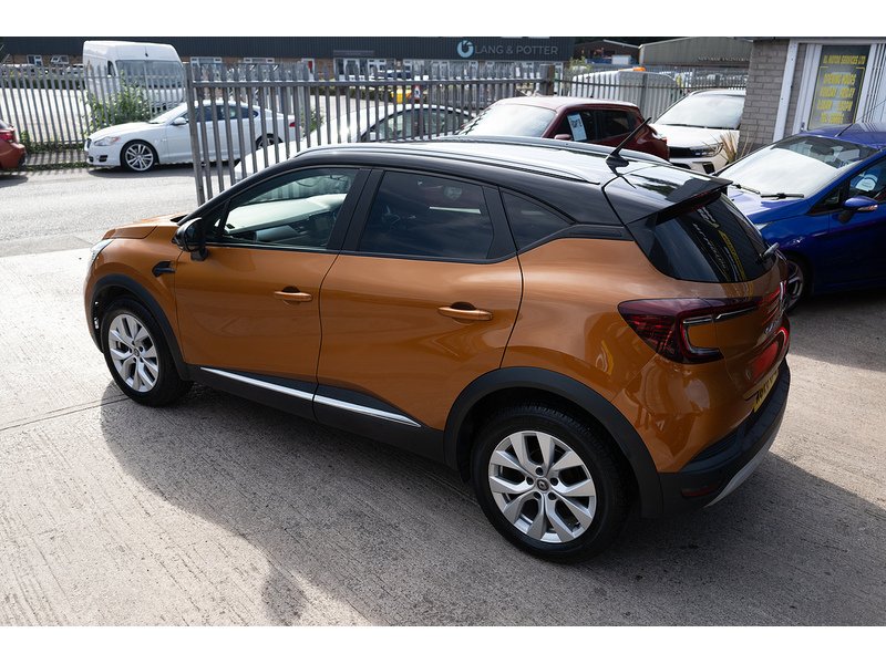 Renault 1.0 TCe Iconic SUV 5dr Petrol Manual Euro 6 (s/s) (100 ps)