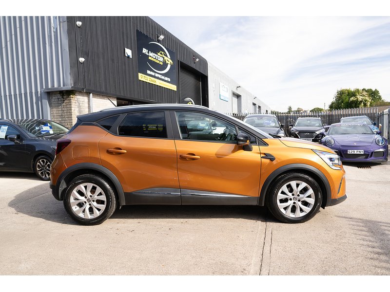 Renault 1.0 TCe Iconic SUV 5dr Petrol Manual Euro 6 (s/s) (100 ps)