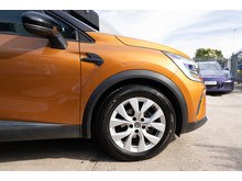 1.0 TCe Iconic SUV 5dr Petrol Manual Euro 6 (s/s) (100 ps)