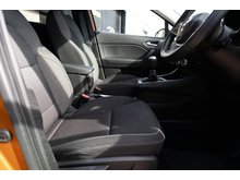1.0 TCe Iconic SUV 5dr Petrol Manual Euro 6 (s/s) (100 ps)