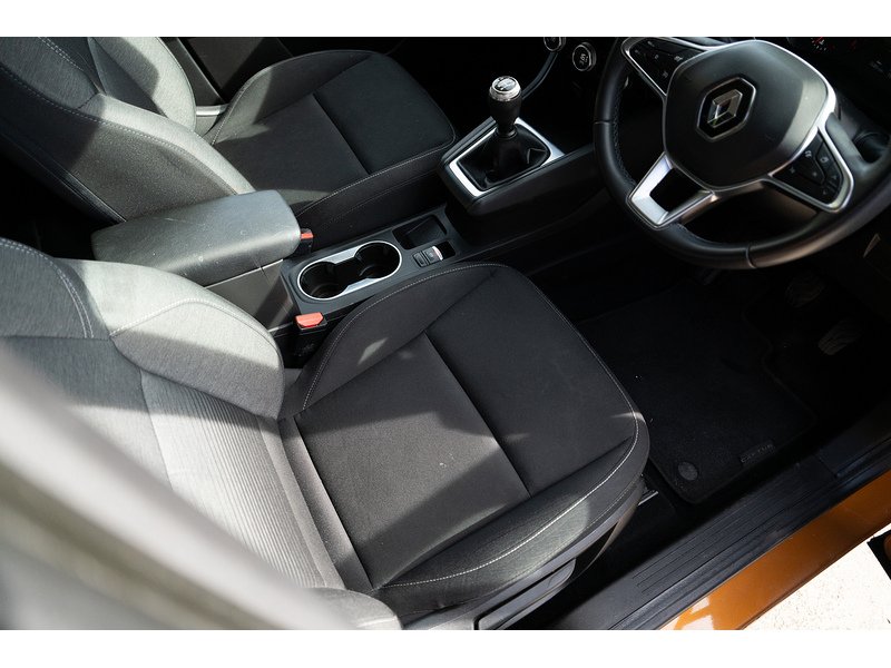 Renault 1.0 TCe Iconic SUV 5dr Petrol Manual Euro 6 (s/s) (100 ps)