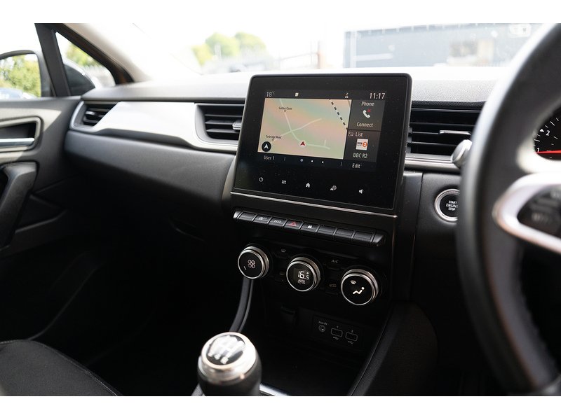 Renault 1.0 TCe Iconic SUV 5dr Petrol Manual Euro 6 (s/s) (100 ps)