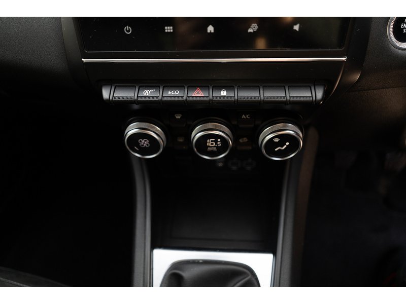 Renault 1.0 TCe Iconic SUV 5dr Petrol Manual Euro 6 (s/s) (100 ps)