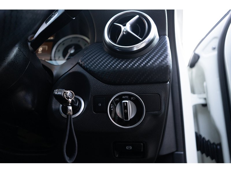 Mercedes-Benz 2.0 A250 AMG Sport Hatchback 5dr Petrol 7G-DCT 4MATIC Euro 6 (s/s) (211 ps)