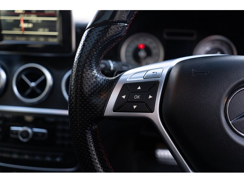 Mercedes-Benz 2.0 A250 AMG Sport Hatchback 5dr Petrol 7G-DCT 4MATIC Euro 6 (s/s) (211 ps)